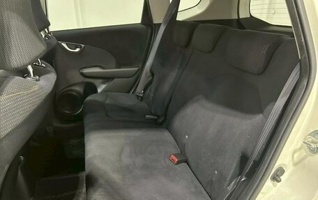 Honda Fit III, 2013 год, 725 000 рублей, 15 фотография