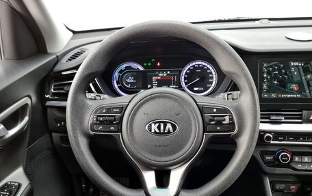 KIA Niro I, 2021 год, 1 590 000 рублей, 7 фотография
