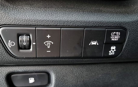 KIA Niro I, 2021 год, 1 590 000 рублей, 12 фотография