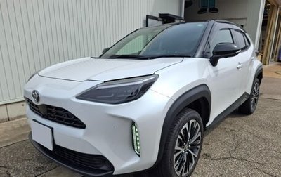 Toyota Yaris Cross, 2022 год, 1 355 000 рублей, 1 фотография