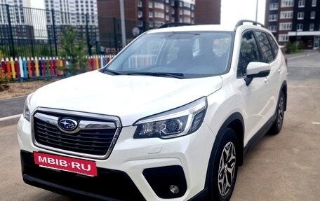 Subaru Forester, 2018 год, 2 300 000 рублей, 3 фотография