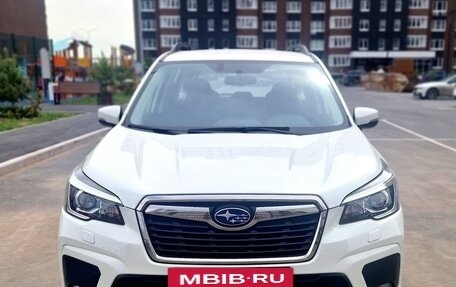 Subaru Forester, 2018 год, 2 300 000 рублей, 2 фотография