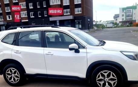 Subaru Forester, 2018 год, 2 300 000 рублей, 5 фотография