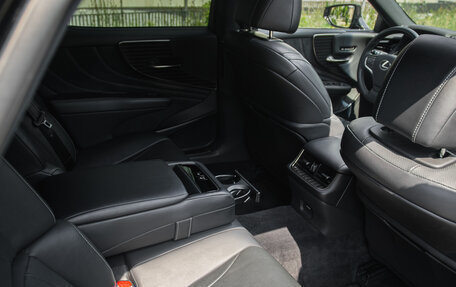 Lexus LS IV, 2018 год, 4 500 000 рублей, 25 фотография
