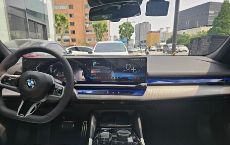 BMW 5 серия, 2025 год, 7 850 000 рублей, 16 фотография