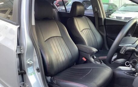 Honda Insight II рестайлинг, 2013 год, 837 000 рублей, 13 фотография