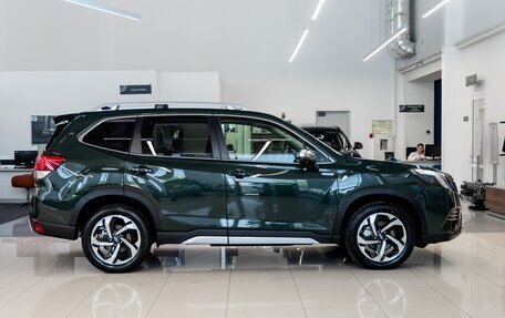 Subaru Forester, 2024 год, 4 990 000 рублей, 12 фотография