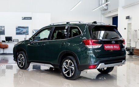 Subaru Forester, 2024 год, 4 990 000 рублей, 9 фотография
