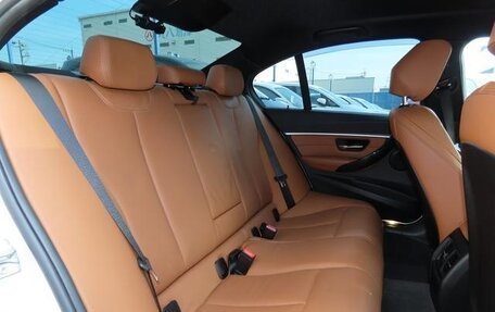 BMW 3 серия, 2019 год, 1 500 666 рублей, 13 фотография