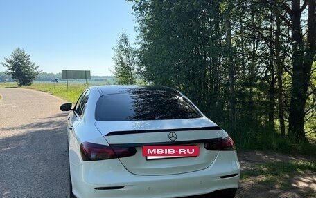 Mercedes-Benz E-Класс, 2021 год, 6 000 000 рублей, 2 фотография