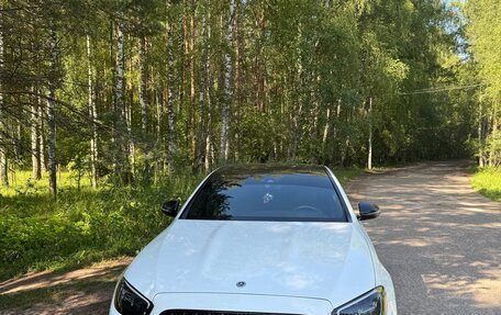 Mercedes-Benz E-Класс, 2021 год, 6 000 000 рублей, 3 фотография