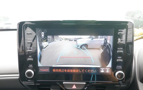 Toyota Yaris Cross, 2022 год, 1 355 000 рублей, 19 фотография