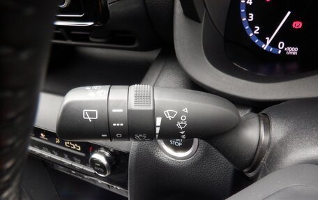 Toyota Yaris Cross, 2022 год, 1 355 000 рублей, 25 фотография