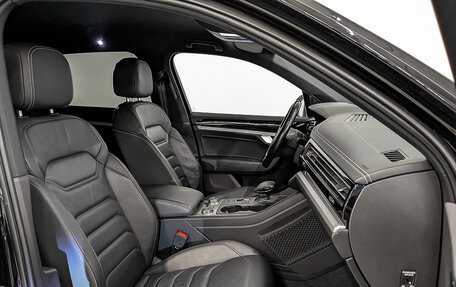 Volkswagen Touareg III, 2019 год, 4 170 000 рублей, 23 фотография