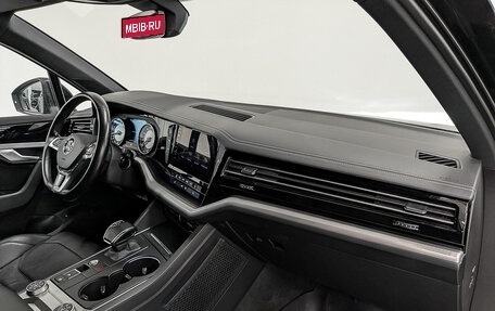 Volkswagen Touareg III, 2019 год, 4 170 000 рублей, 13 фотография