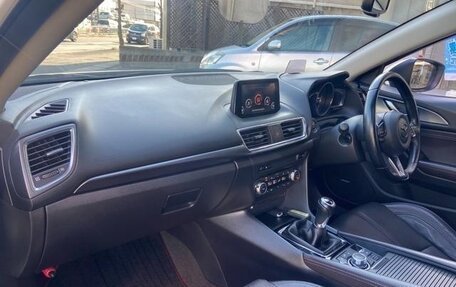 Mazda Axela, 2016 год, 850 001 рублей, 9 фотография