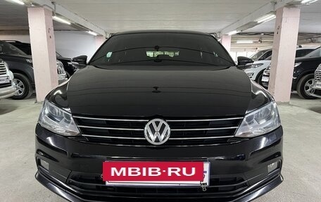 Volkswagen Jetta VI, 2015 год, 1 199 000 рублей, 3 фотография