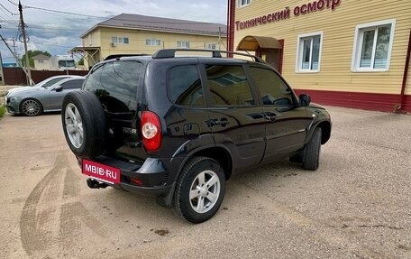 Chevrolet Niva I рестайлинг, 2014 год, 790 000 рублей, 21 фотография