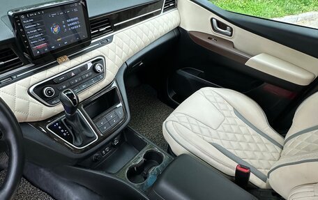 Hyundai Grand Starex Grand Starex I рестайлинг 2, 2018 год, 3 550 000 рублей, 11 фотография