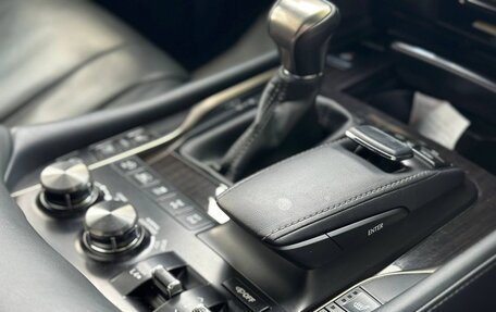 Lexus LX III, 2020 год, 11 990 000 рублей, 17 фотография