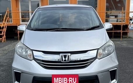 Honda Freed I, 2016 год, 771 000 рублей, 2 фотография