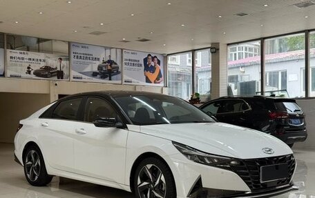 Hyundai Elantra, 2022 год, 1 536 000 рублей, 3 фотография