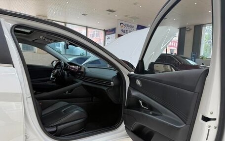 Hyundai Elantra, 2022 год, 1 536 000 рублей, 8 фотография