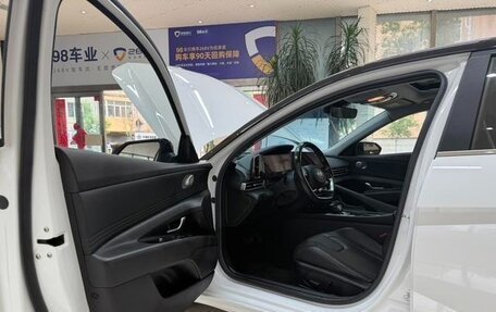 Hyundai Elantra, 2022 год, 1 536 000 рублей, 12 фотография