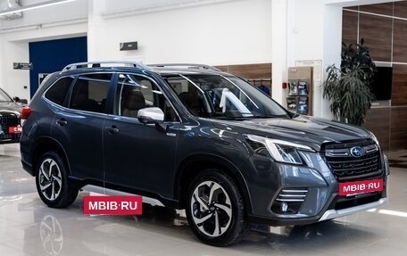 Subaru Forester, 2024 год, 4 990 000 рублей, 6 фотография