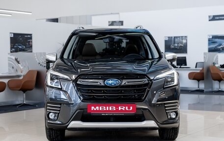 Subaru Forester, 2024 год, 4 990 000 рублей, 4 фотография