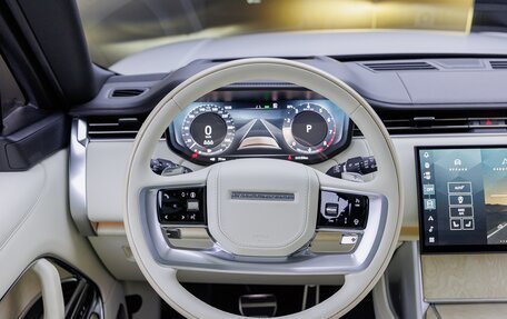 Land Rover Range Rover IV рестайлинг, 2025 год, 32 370 000 рублей, 17 фотография