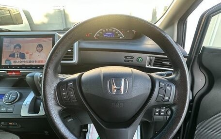 Honda Freed I, 2016 год, 778 000 рублей, 10 фотография
