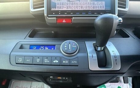 Honda Freed I, 2016 год, 778 000 рублей, 13 фотография