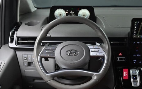Hyundai Staria, 2021 год, 3 600 000 рублей, 7 фотография