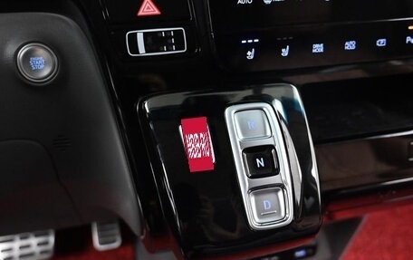 Hyundai Staria, 2021 год, 3 600 000 рублей, 11 фотография