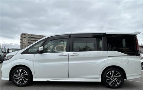 Honda Stepwgn IV, 2021 год, 2 137 000 рублей, 4 фотография