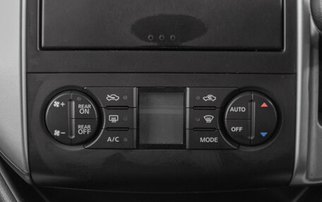 Nissan Serena IV, 2010 год, 999 000 рублей, 11 фотография