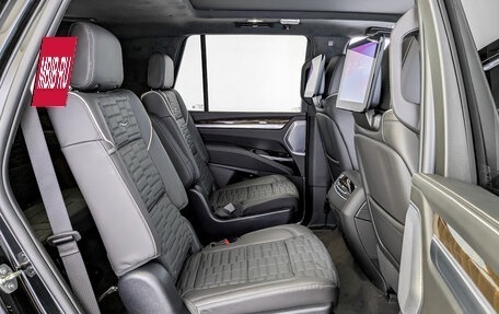 Cadillac Escalade V, 2024 год, 22 600 000 рублей, 11 фотография
