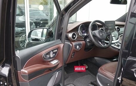Mercedes-Benz V-Класс, 2019 год, 4 990 000 рублей, 6 фотография