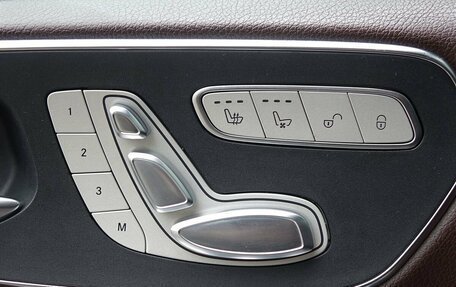 Mercedes-Benz V-Класс, 2019 год, 4 990 000 рублей, 15 фотография