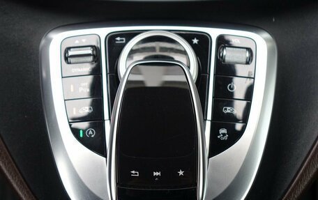 Mercedes-Benz V-Класс, 2019 год, 4 990 000 рублей, 20 фотография