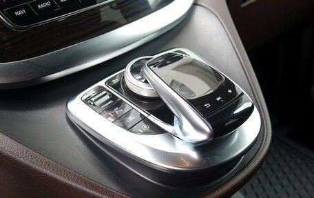 Mercedes-Benz V-Класс, 2019 год, 4 990 000 рублей, 21 фотография