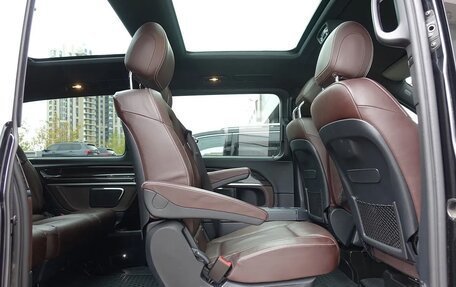 Mercedes-Benz V-Класс, 2019 год, 4 990 000 рублей, 25 фотография