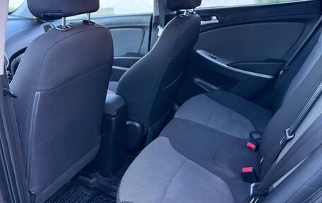 Hyundai Solaris II рестайлинг, 2013 год, 815 000 рублей, 7 фотография