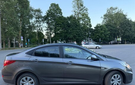 Hyundai Solaris II рестайлинг, 2013 год, 815 000 рублей, 9 фотография
