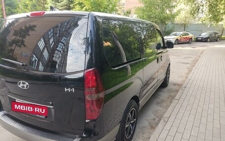 Hyundai H-1 II рестайлинг, 2019 год, 2 450 000 рублей, 3 фотография