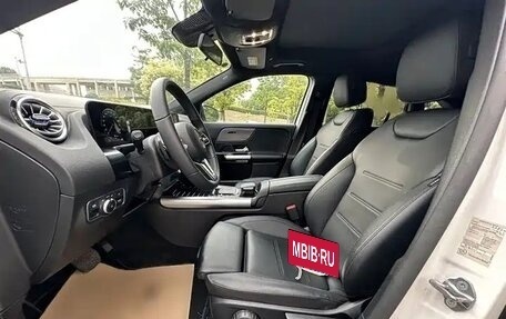 Mercedes-Benz GLA, 2022 год, 2 700 000 рублей, 10 фотография