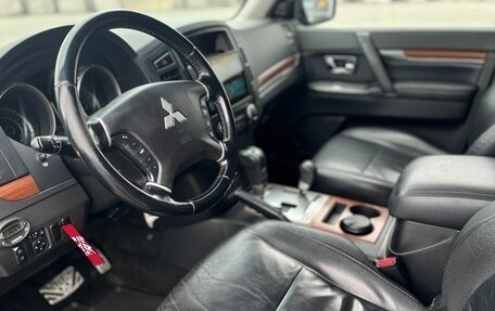 Mitsubishi Pajero IV, 2007 год, 1 880 000 рублей, 14 фотография