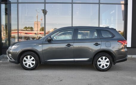 Mitsubishi Outlander III рестайлинг 3, 2017 год, 1 555 000 рублей, 8 фотография