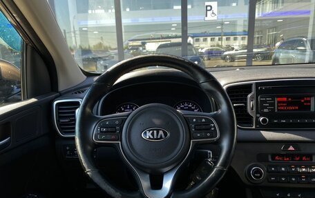 KIA Sportage IV рестайлинг, 2018 год, 1 899 000 рублей, 13 фотография